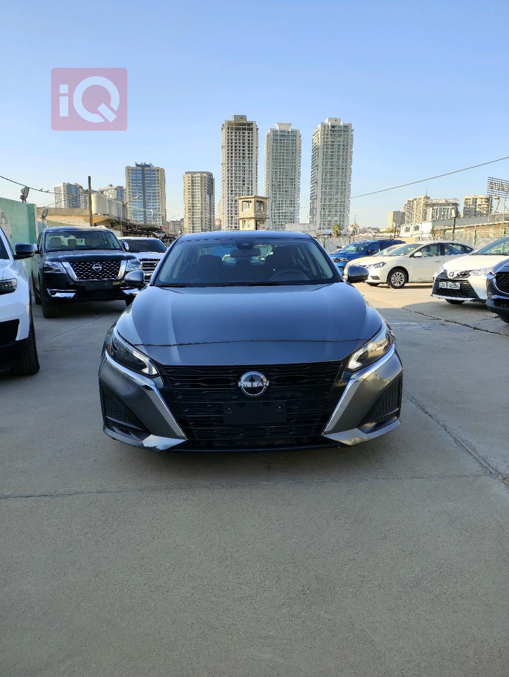 Nissan Altima